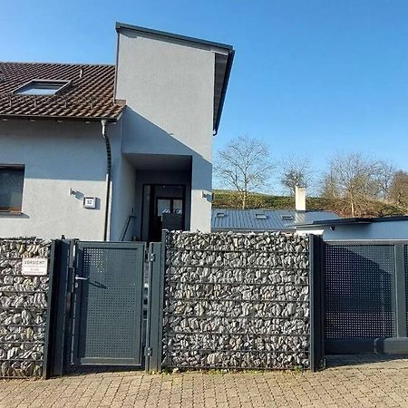 Grosse Tolle 4 Zimmer Ferienwohnung Im Herzen Des Odenwaldes Moerlenbach Exterior photo