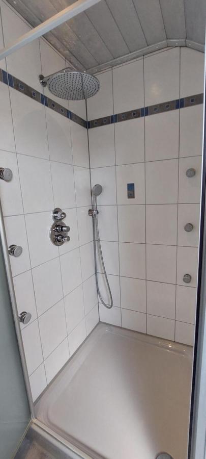 Grosse Tolle 4 Zimmer Ferienwohnung Im Herzen Des Odenwaldes Moerlenbach Exterior photo