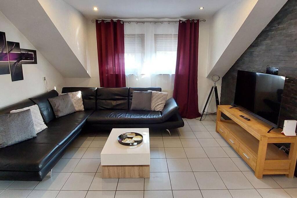 Grosse Tolle 4 Zimmer Ferienwohnung Im Herzen Des Odenwaldes Moerlenbach Exterior photo