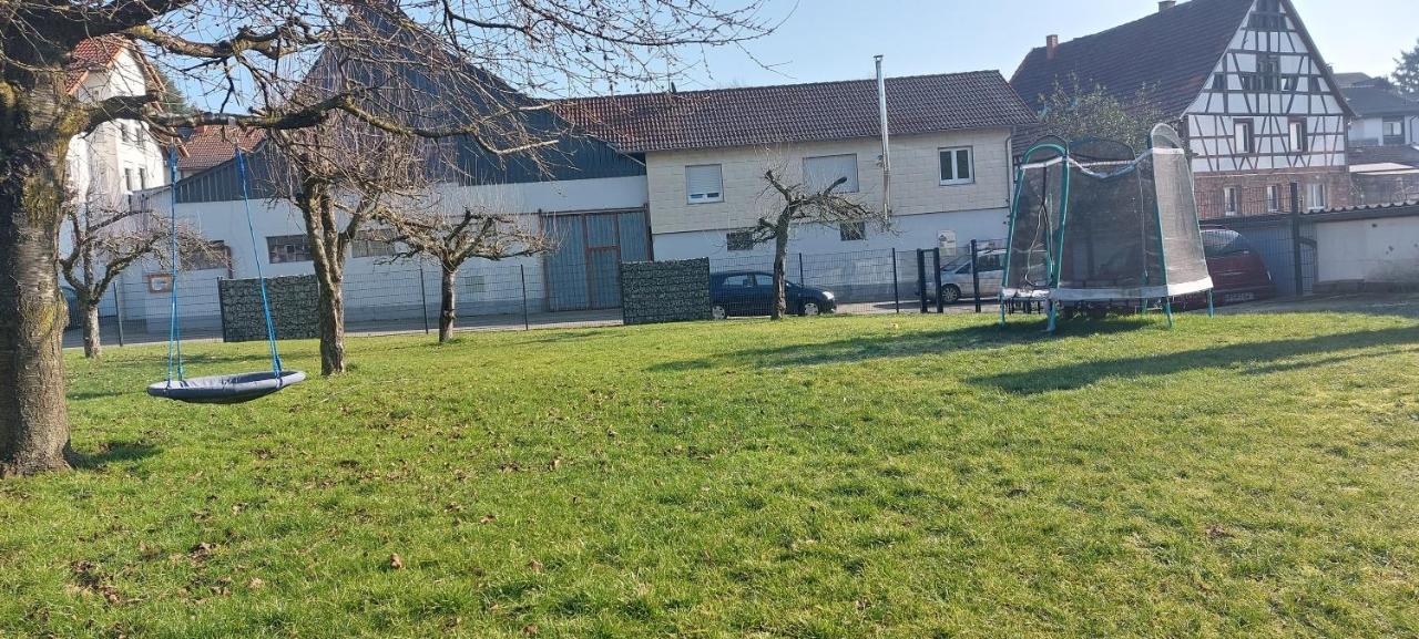 Grosse Tolle 4 Zimmer Ferienwohnung Im Herzen Des Odenwaldes Moerlenbach Exterior photo